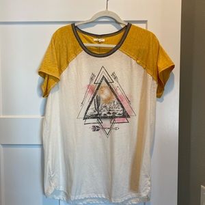 💕 Super Cute Maurice’s Tee